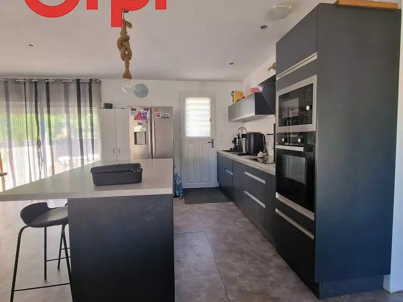 Maison, 75 m²