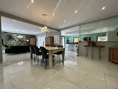 Maison, 217 m²
