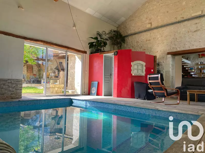 Maison, 235 m²