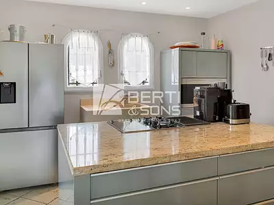 Maison, 340,49 m²