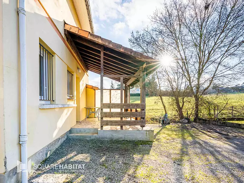 Immeuble, 157,8 m²