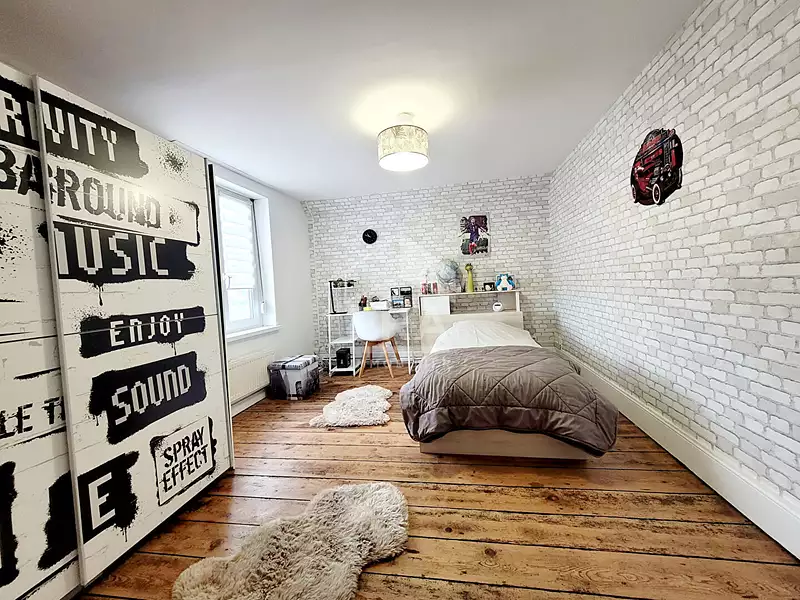 Maison, 325 m²