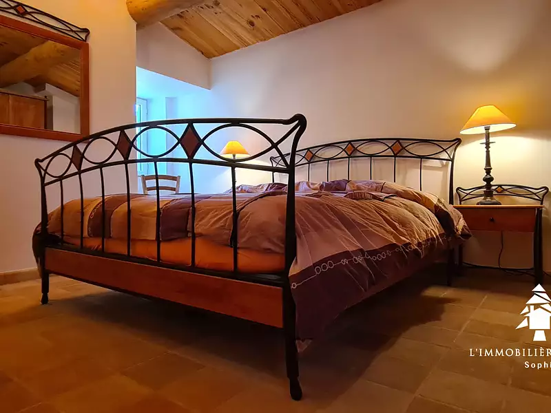 Maison, 199,84 m²