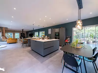 Maison, 320 m²