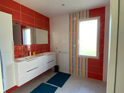 Maison, 205 m²