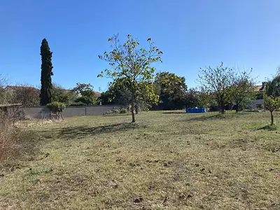 Terrain, 2 000 m²