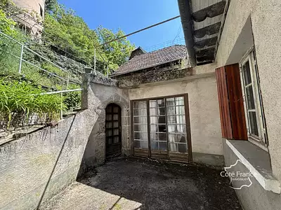 Maison, 275 m²