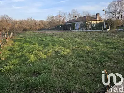 Terrain, 1 367 m²