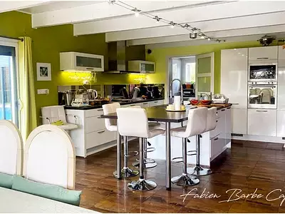 Maison, 180 m²