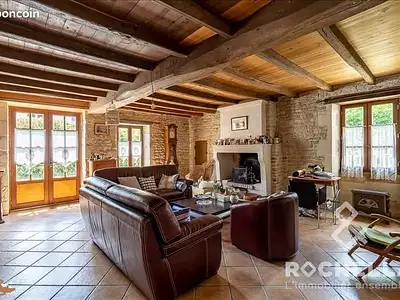Maison, 216,78 m²