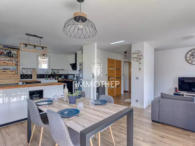 Maison, 115 m²