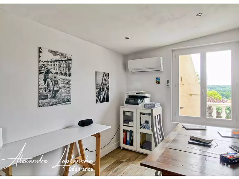 Maison, 177 m²