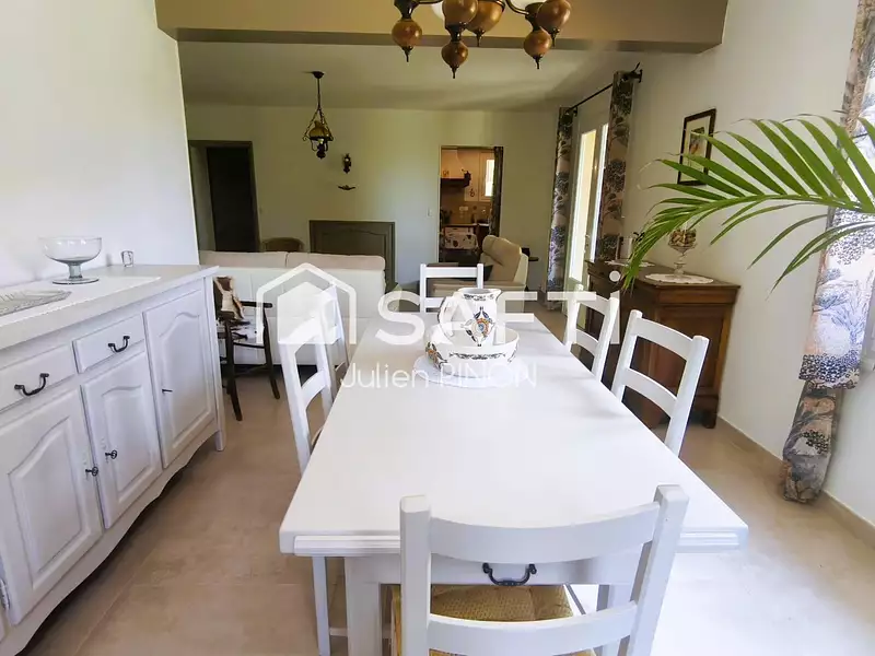 Maison, 137 m²