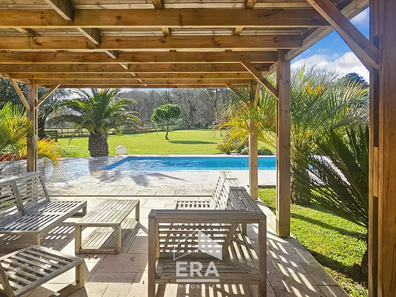 Maison, 185 m²