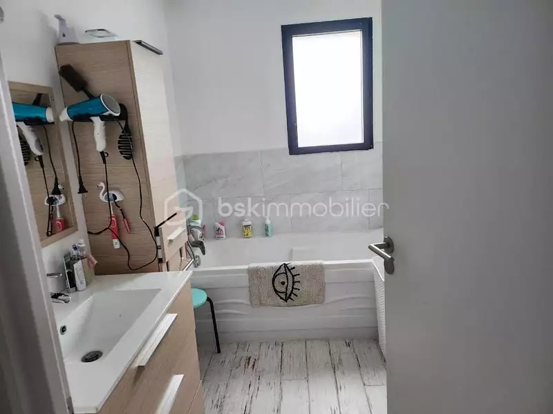 Maison, 93 m²
