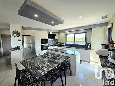 Maison, 140 m²