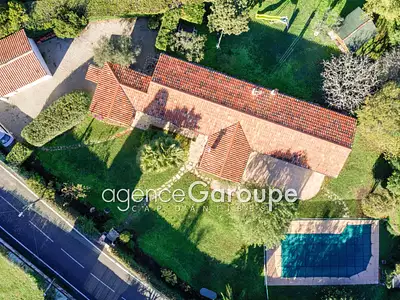 Maison, 184 m²
