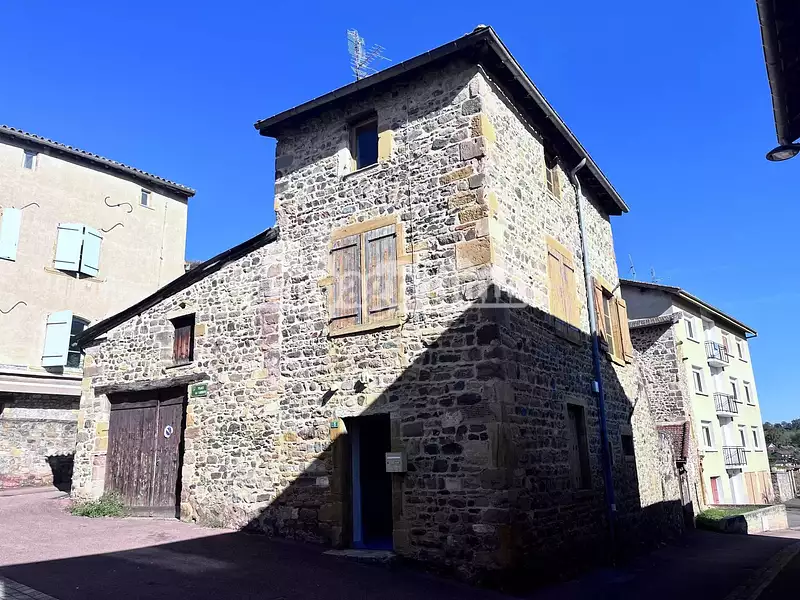 Maison, 245 m²