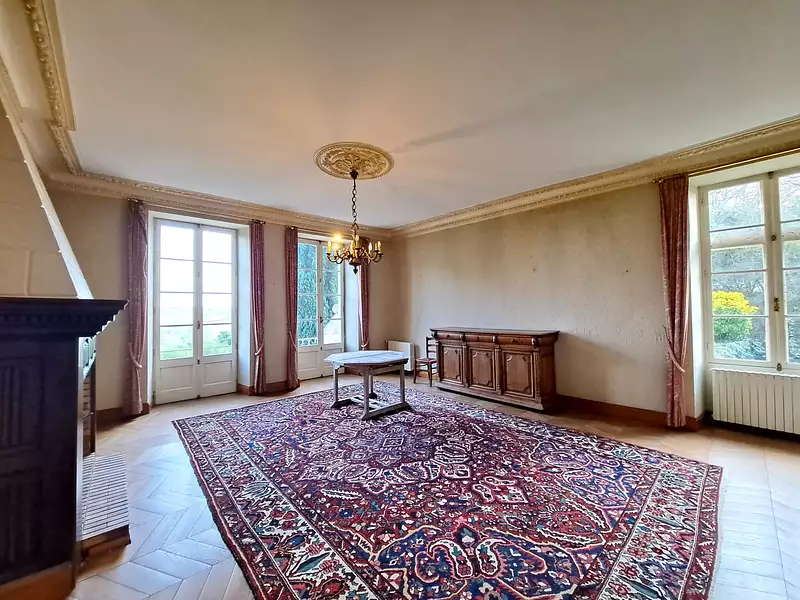 Maison, 570 m²
