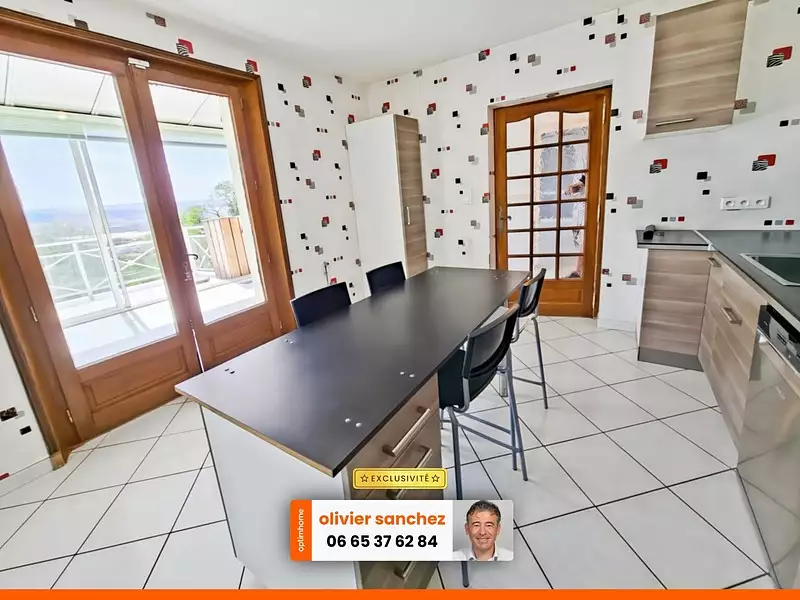 Maison, 177 m²