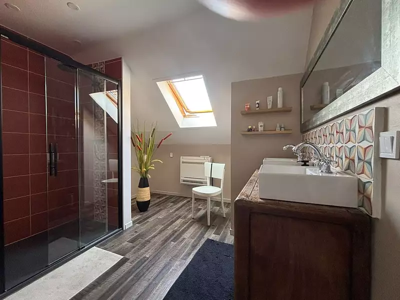 Maison, 253 m²