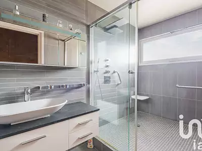 Maison, 190 m²