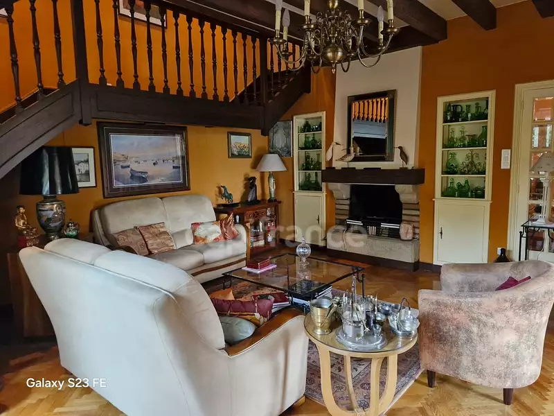 Maison, 159 m²