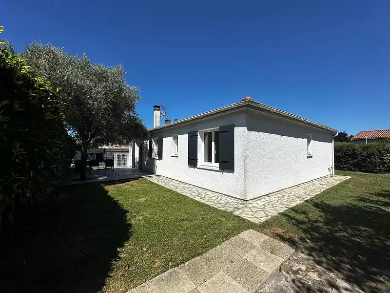 Maison, 99 m²