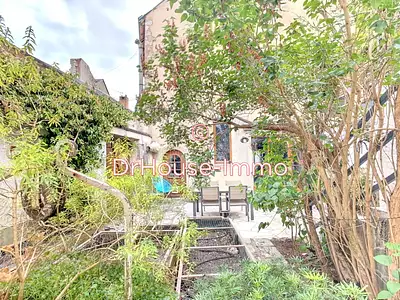 Maison, 270 m²