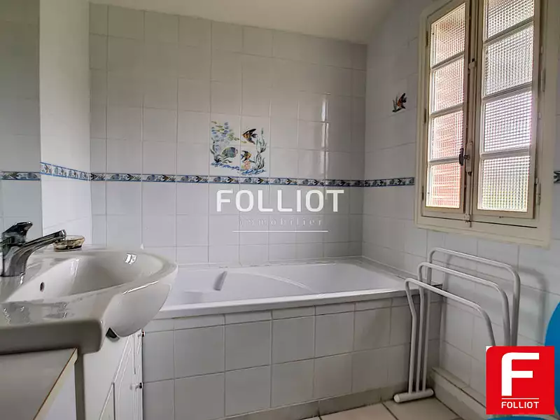 Maison, 115 m²