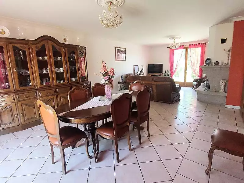 Maison, 145 m²