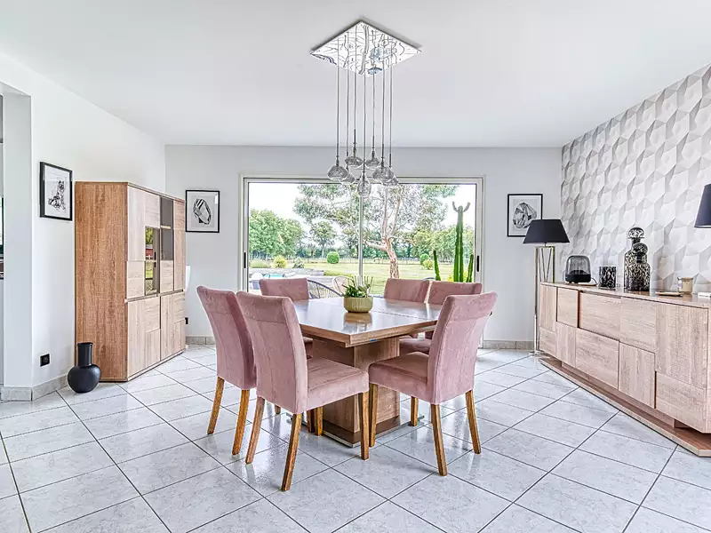 Maison, 205 m²
