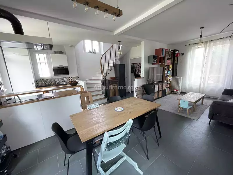 Maison, 87 m²