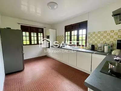 Maison, 297 m²