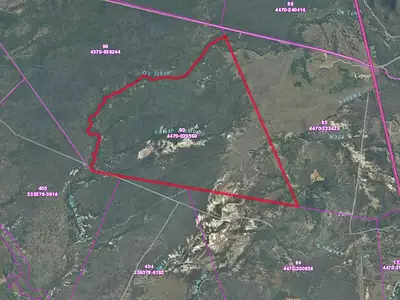 Terrain, 2 170 000 m²