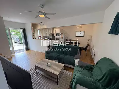 Maison, 77 m²