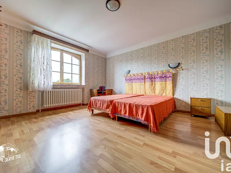 Maison, 266 m²