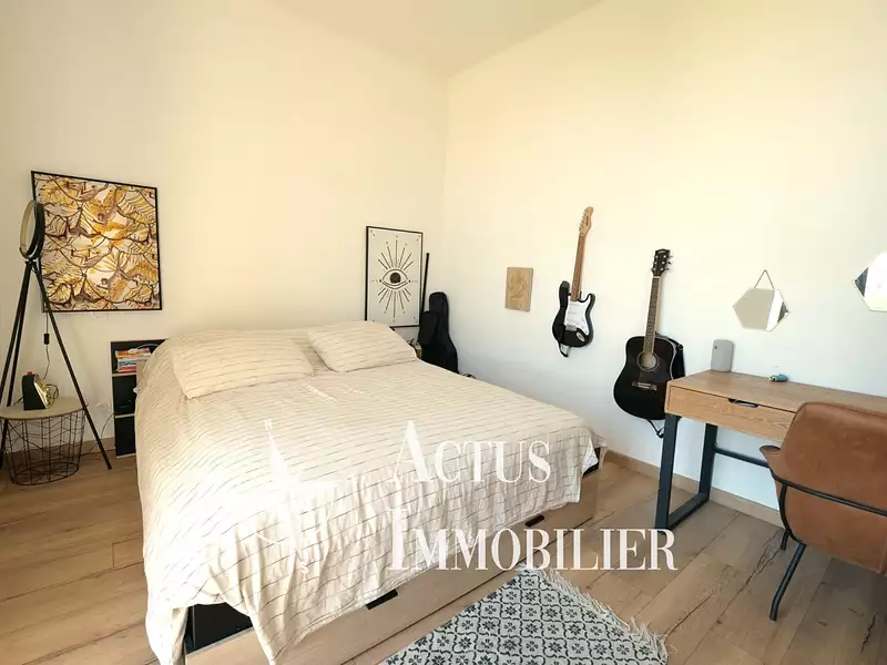 Maison, 206 m²
