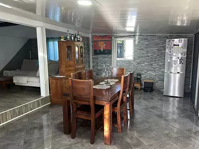 Maison, 163 m²