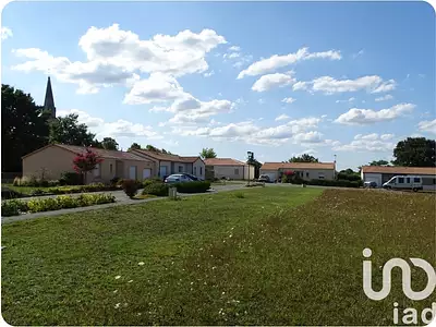 Terrain, 658 m²