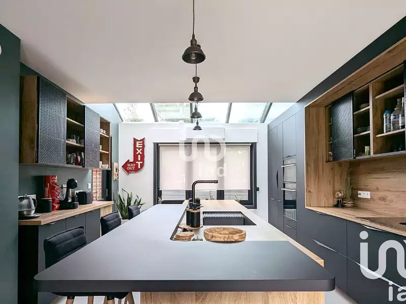 Maison, 185 m²