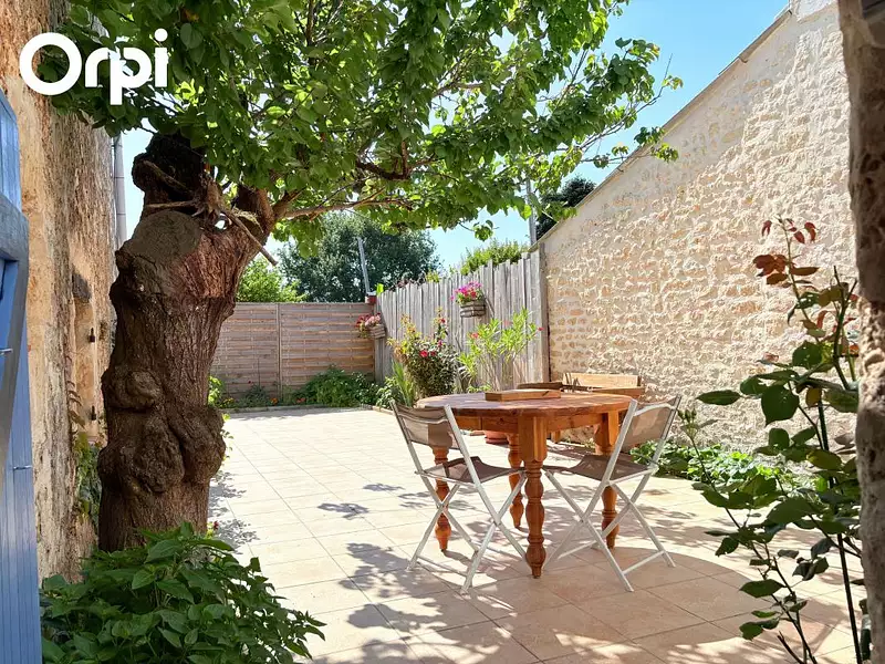 Maison, 99 m²