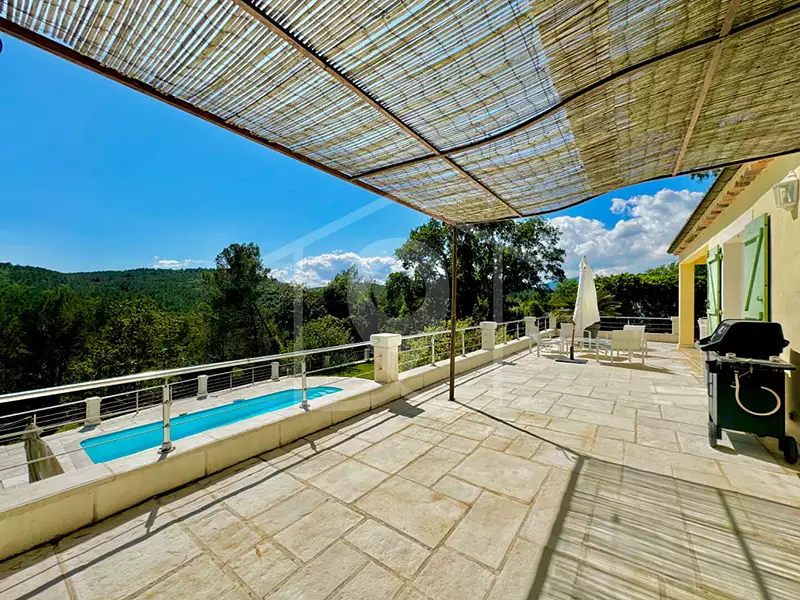 Maison, 326 m²