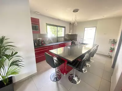 Maison, 147 m²