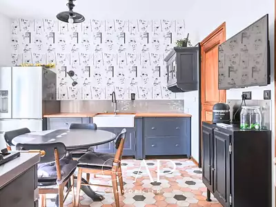 Maison, 280 m²