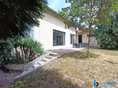 Maison, 300 m²