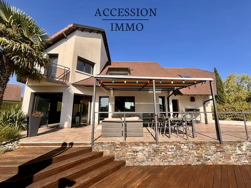 Maison, 195 m²
