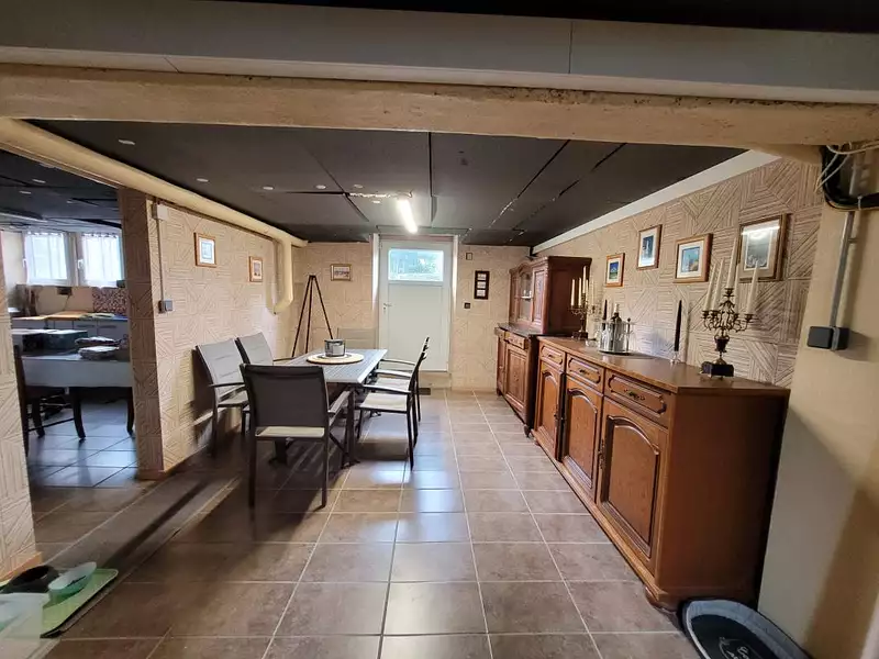 Maison, 243 m²