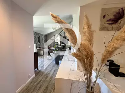 Maison, 169 m²
