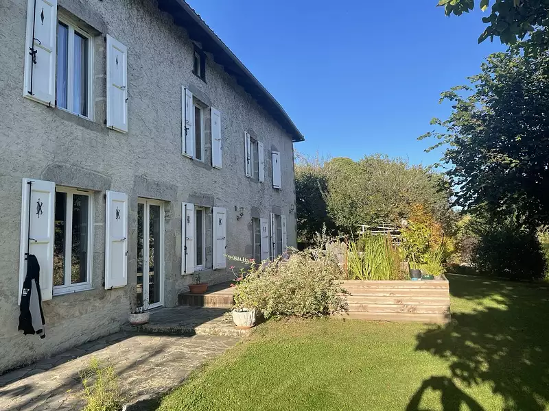 Maison, 240 m²